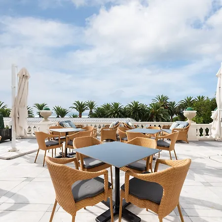 Hotel Eurostars Real 5*