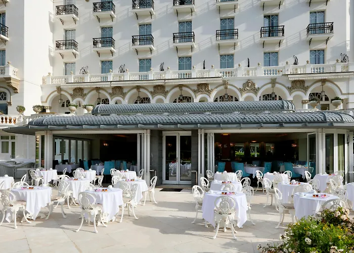 Hotel Eurostars Real 5*