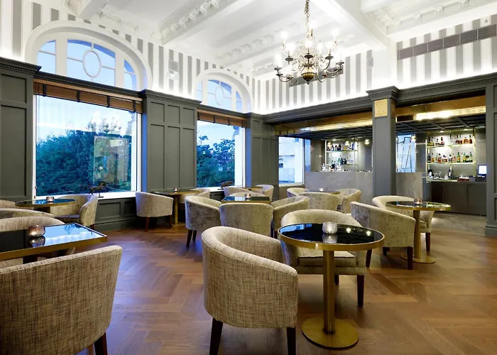 Eurostars Real Hotel