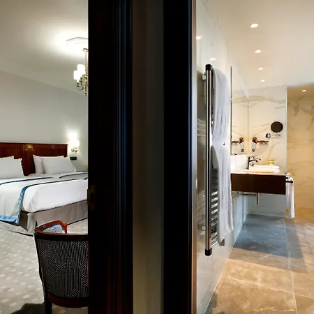 Eurostars Real 5*