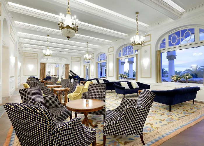 فندق Eurostars Real