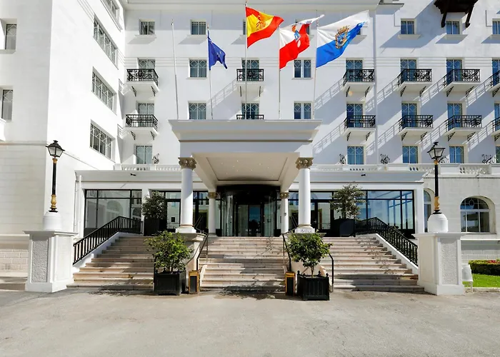 Eurostars Real فندق